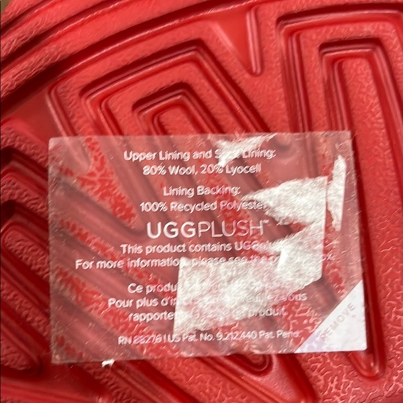 UGG Red Kids Shoes size 3 - Picture 7 of 7